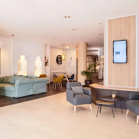 Mercure Centre Gare 4*