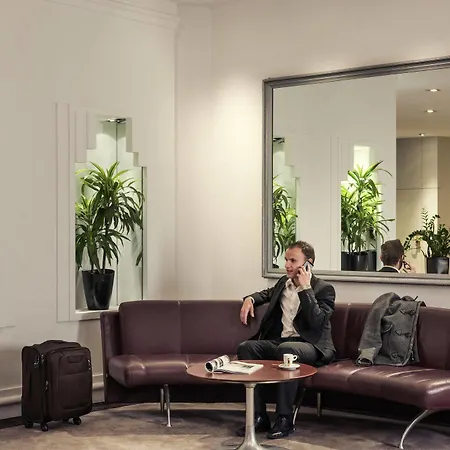 Mercure Centre Gare מלון 4*