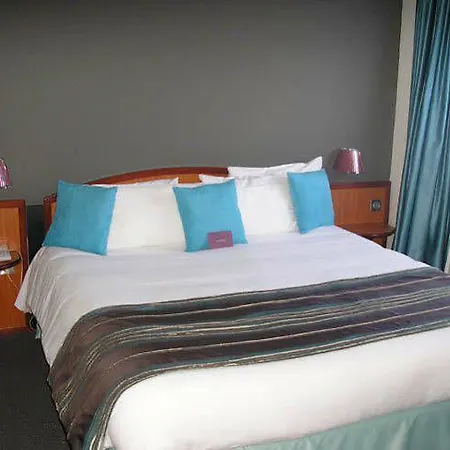 Mercure Centre Gare Hotel 4*